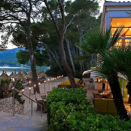 فندق Formentor, A Royal Hideaway